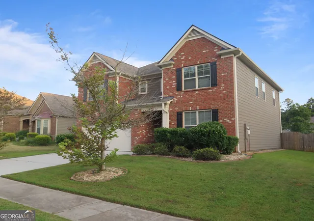 Photo 2 of Single family home for sale at 536 Wolf Pack Ln, Atlanta, GA 30349 | MLS# 10824384 | Listing updated on 2026-09-14
