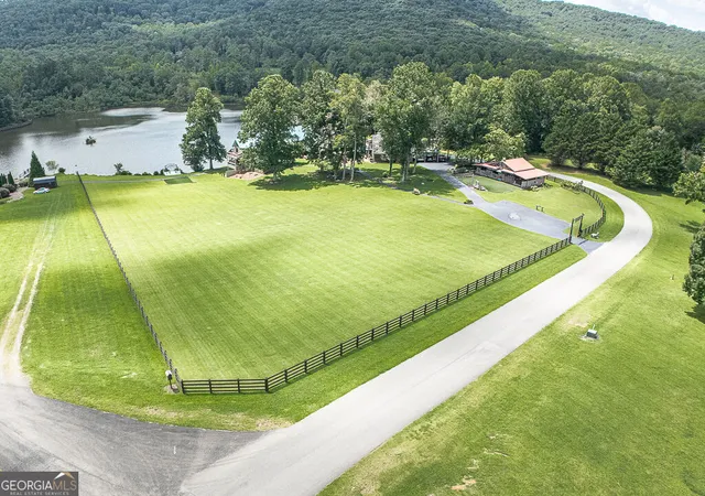 Photo 3 of Mansion for sale at 201 Mountainside Pkwy, Ellijay, GA 30536 | MLS# 10829790 | Listing updated on 2026-10-08