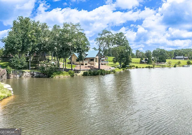 Photo 4 of Single family home for sale at 201 Mountainside Pkwy, Ellijay, GA 30536 | MLS# 10829790 | Listing updated on 2026-10-08