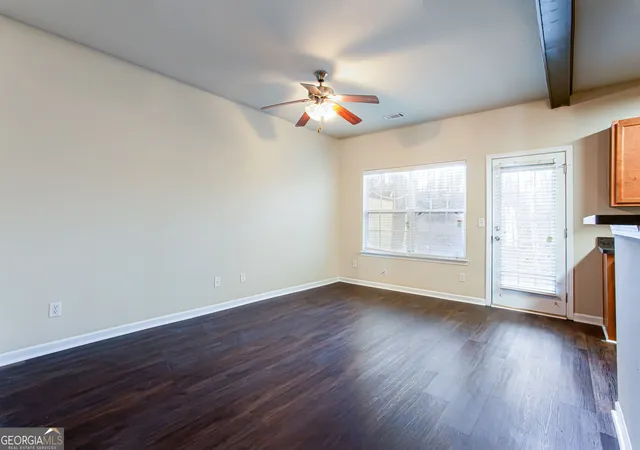 5th image of 1255 Chinon Pt, Lithonia, GA 30058 | MLS# 10771096