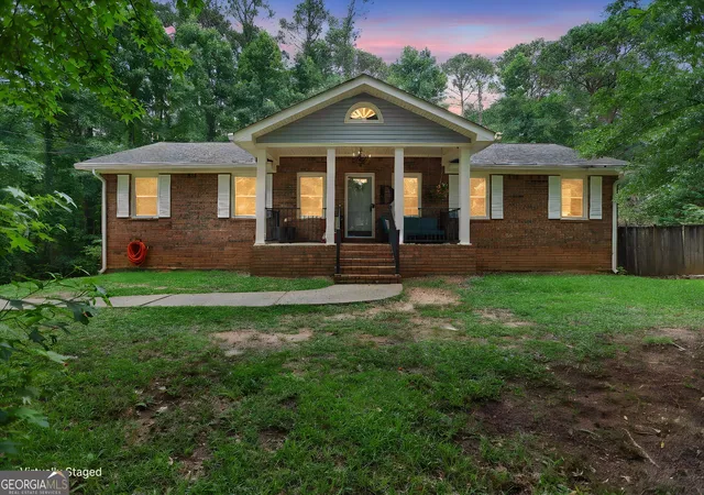 Homes for sale in Griffin, GA | 2006 Tallwood Pl, Griffin, GA 30223 | MLS# 10787810