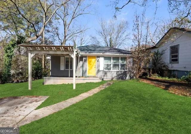 Photo 1 of Multi family home for sale at 200 Meador Wy Se, Atlanta, GA 30315 | MLS# 10829902 | Listing updated on 2026-09-10