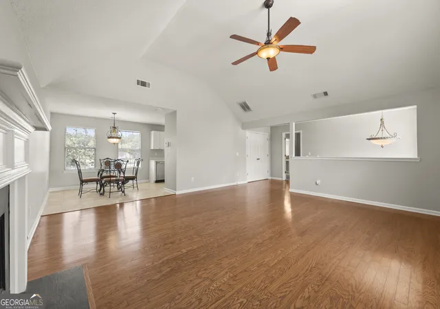 Photo 4 of Single family home for sale at 27 Waters Edge Way, Fayetteville, GA 30215 | MLS# 10820630 | Listing updated on 2026-08-20