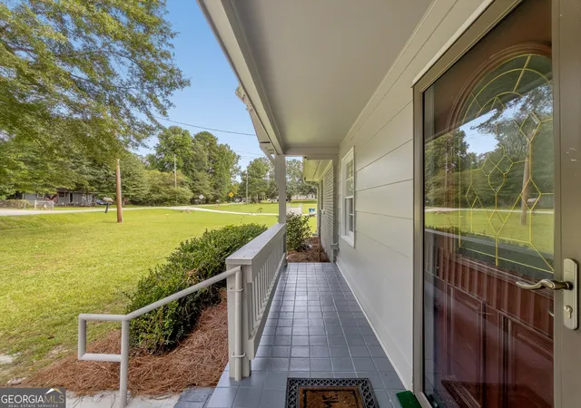 Photo 3 of Sale Pending at 2555 Cleveland Rd, Bogart, GA 30622 | MLS# 10824241 | Listing updated on 2026-09-18