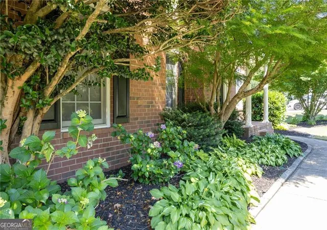 2nd image of 1215 Winborn Ter Nw, Kennesaw, GA 30152 | MLS# 10759657