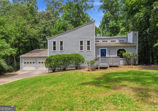 1st image of 1035 Lakewood Dr, Marietta, GA 30066 | MLS# 10800838