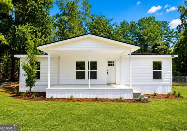 Photo 1 of Manufactured home for sale at 562 4th Ext, Guyton, GA 31312 | MLS# 10832443 | Listing updated on 2026-09-09
