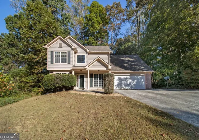 Photo 2 of Single family home for sale at 4545 Forrest Bnd Ct, Snellville, GA 30039 | MLS# 10632709 | Listing updated on 2026-09-23