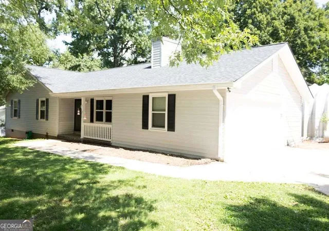 Photo 1 of Single family home for sale at 5417 Raintree Tr, Oakwood, GA 30566 | MLS# 10823191 | Listing updated on 2026-09-04