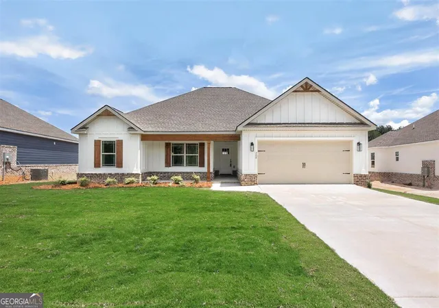 Photo 1 of Sale Pending at 208 Hampton Chase, Perry, GA 31069 | MLS# 10813223 | Listing updated on 2026-08-17