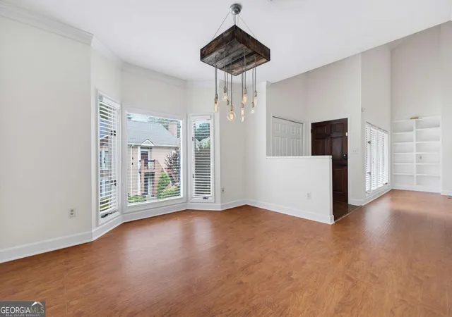 Listing Photo 4 - Condo for sale in building located at 5356 Brooke Ridge Dr, Dunwoody, GA 30338