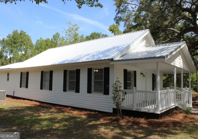 3rd image of 1201 Spring Branch Church Rd, Baxley, GA 31513 | MLS# 10821242