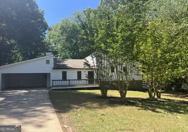 Photo 1 of Single family home for sale at 6061 Ridge Way, Douglasville, GA 30135 | MLS# 10766807 | Listing updated on 2026-09-13