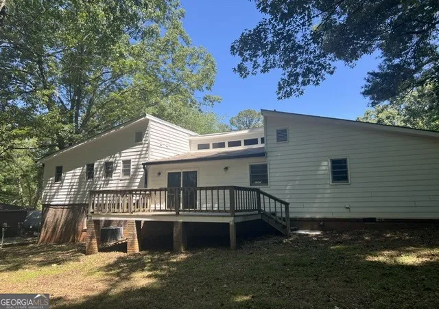 Photo 2 of Single family home for sale at 6061 Ridge Way, Douglasville, GA 30135 | MLS# 10766807 | Listing updated on 2026-09-13
