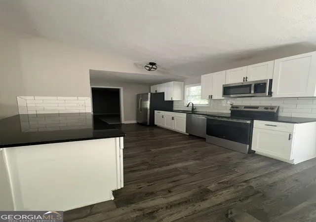 Photo 4 of Single family home for sale at 6061 Ridge Way, Douglasville, GA 30135 | MLS# 10766807 | Listing updated on 2026-10-25