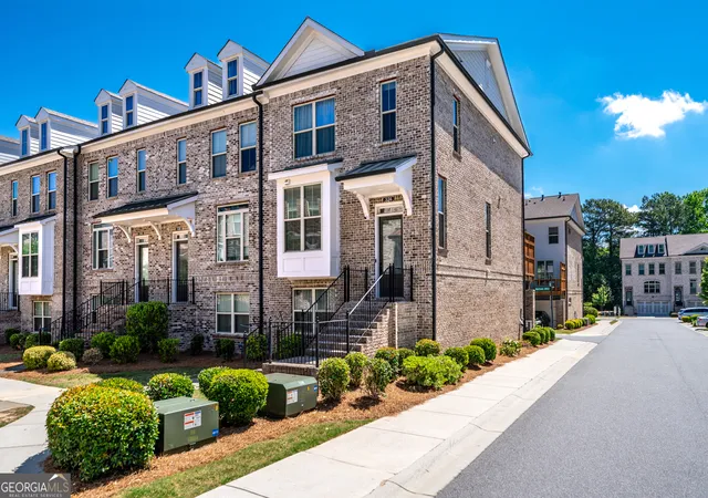 1st image of 324 Marlowe Aly #119, Johns Creek, GA 30024 | MLS# 10758211