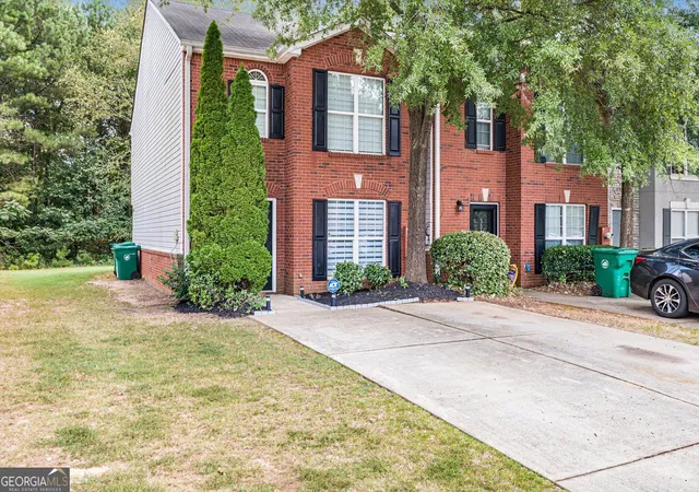 Photo 2 of Townhouse for sale at 3342 Waldrop Trl, Decatur, GA 30034 | MLS# 10833471 | Listing updated on 2026-08-26