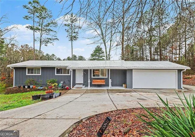 Photo 2 of Single family home for sale at 1370 Arbor Hl Rd, Canton, GA 30115 | MLS# 10708496 | Listing updated on 2026-07-15