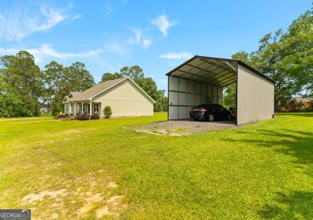 Homes for sale in Metter, GA | 334 W Pine St, Metter, GA 30439 | MLS# 10795877