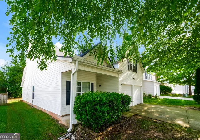 Photo 2 of Single family home for sale at 5012 Serenity Point Ln, Villa Rica, GA 30180 | MLS# 10826582 | Listing updated on 2026-08-28