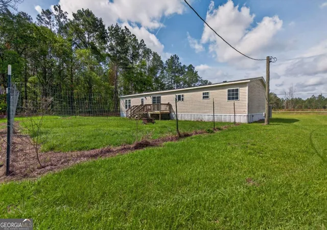 Photo 3 of Manufactured home for sale at 11834 Highway 23, Glennville, GA 30427 | MLS# 10773728 | Listing updated on 2026-09-05