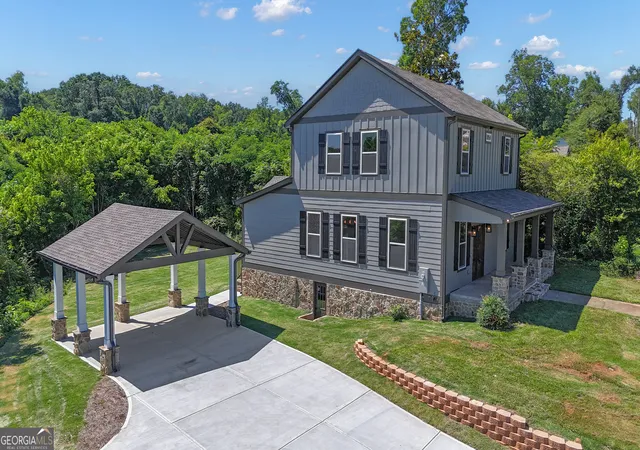 2nd image of 31 Pinson St, Newnan, GA 30263 | MLS# 10801949