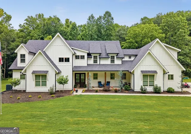 Photo 1 of Mansion for sale at 1485 Duffy Grizzle Rd, Dahlonega, GA 30533 | MLS# 10789114 | Listing updated on 2026-08-15