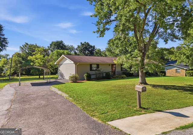 Photo 4 of Single family home for sale at 105 Hamel Dr, Chickamauga, GA 30707 | MLS# 10804319 | Listing updated on 2026-09-08