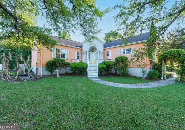 3rd image of 101 Pheasant Dr, Brunswick, GA 31525 | MLS# 10735859
