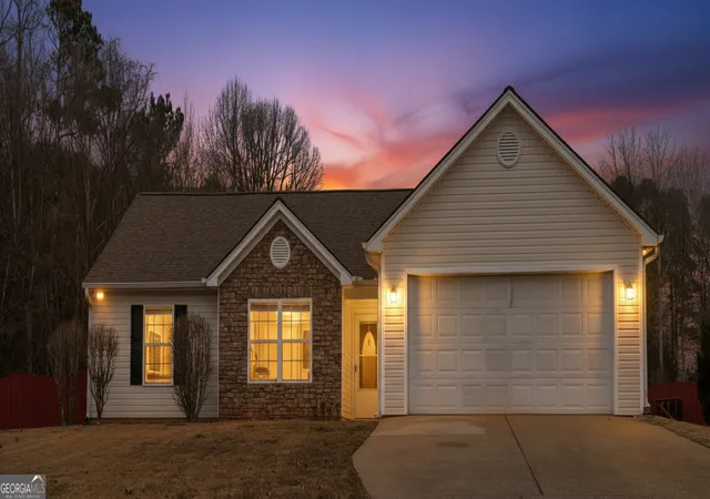 Homes for sale in Bethlehem, GA | 907 Downing Dr, Bethlehem, GA 30620 | MLS# 10682510