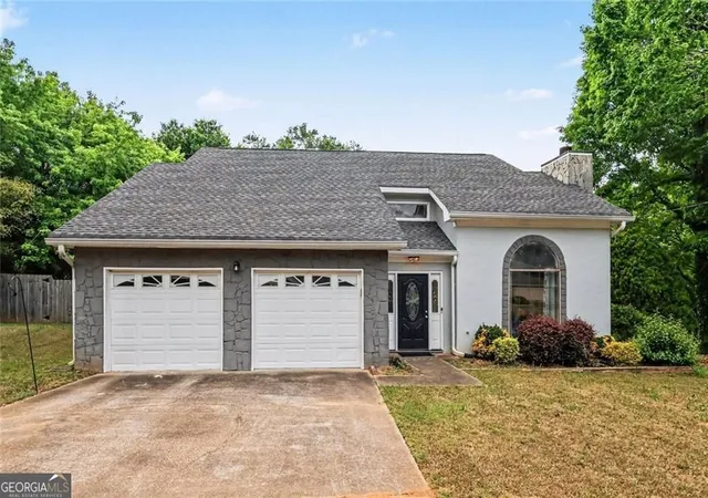 2nd image of 3149 Rose Gln Se, Conyers, GA 30094 | MLS# 10741390