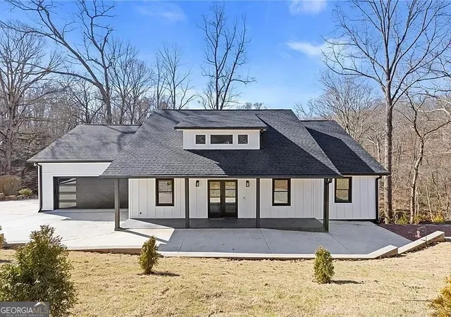 Photo 1 of Single family home for sale at 4732 Walnut Bnd Dr, Gainesville, GA 30507 | MLS# 10812983 | Listing updated on 2026-09-23