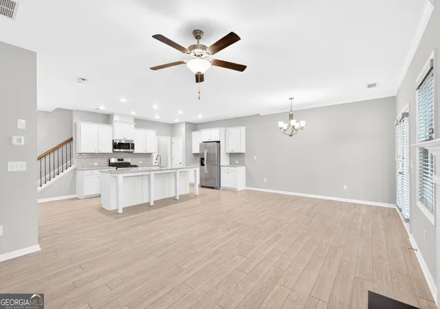 3rd image of 1192 Lanier Willow Path, Buford, GA 30518 | MLS# 10832315