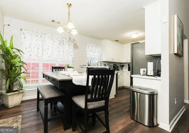 4th image of 5055 River Overlook Wy, Lithonia, GA 30038 | MLS# 10814473