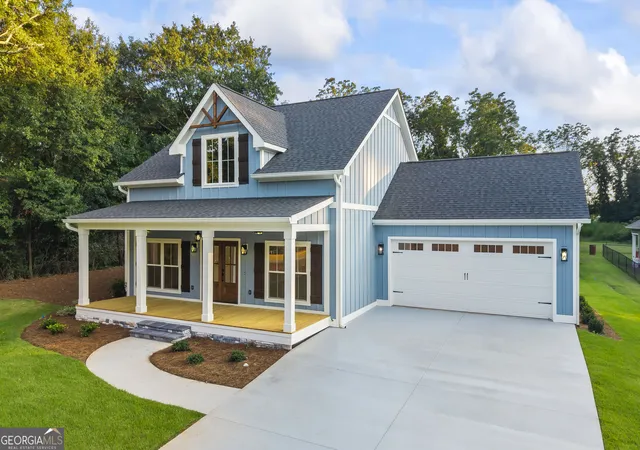 Photo 2 of Single family home for sale at 39 Virginia St, Lavonia, GA 30553 | MLS# 10833675 | Listing updated on 2026-09-02
