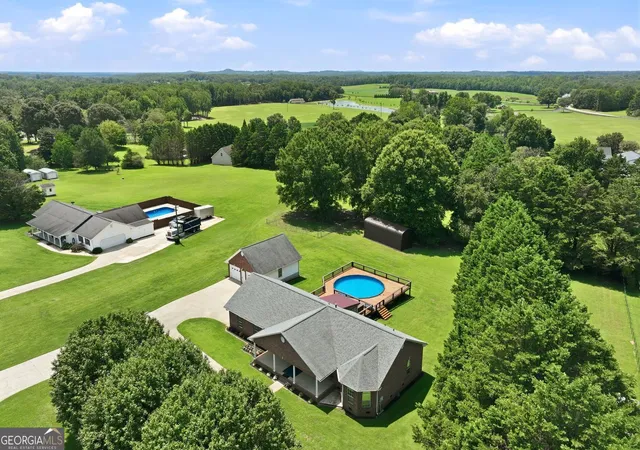 Photo 3 of Single family home for sale at 5573 Clarks Bridge Rd, Clermont, GA 30527 | MLS# 10826756 | Listing updated on 2026-10-05