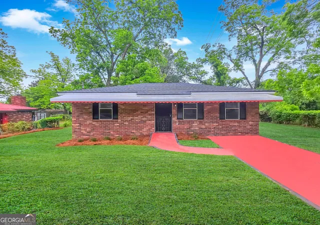 Homes for sale in Savannah, GA | 3911 5th St, Savannah, GA 31408 | MLS# 10798723