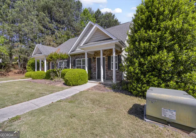 Homes for sale in Athens, GA | 1305 Cedar Shls Dr, Athens, GA 30605