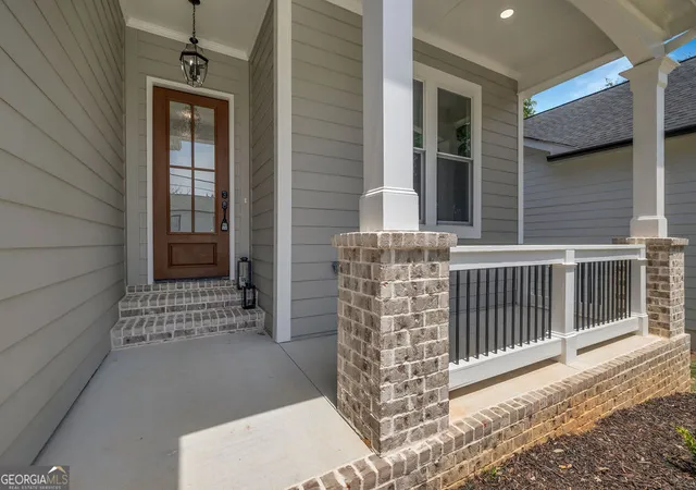 2nd image of 571 Lawrence St Ne, Marietta, GA 30060 | MLS# 10766088