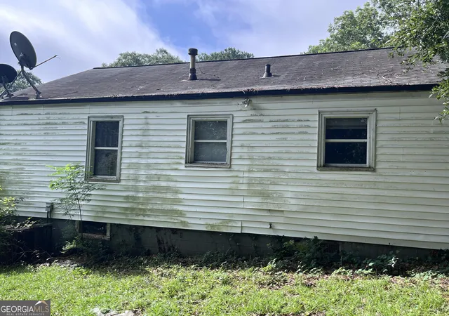 Photo 7 of Single family home for sale at 1267 Almont Dr Sw, Atlanta, GA 30310 | MLS# 10828830 | Listing updated on 2026-09-02
