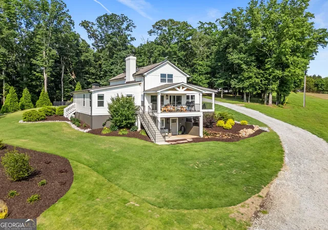 Photo 3 of Single family home for sale at 305 Rolling Acres Ct, Jefferson, GA 30549 | MLS# 10777757 | Listing updated on 2026-08-24