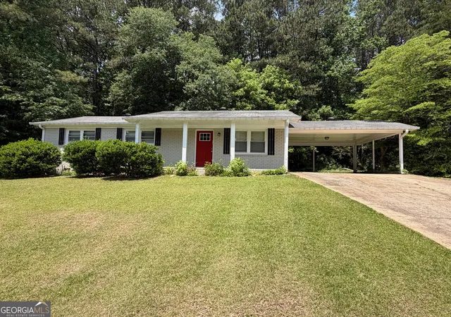 Photo 2 of Single family home for sale at 2192 Chestnut Log Loop, Lithia Springs, GA 30122 | MLS# 10832910 | Listing updated on 2026-09-11