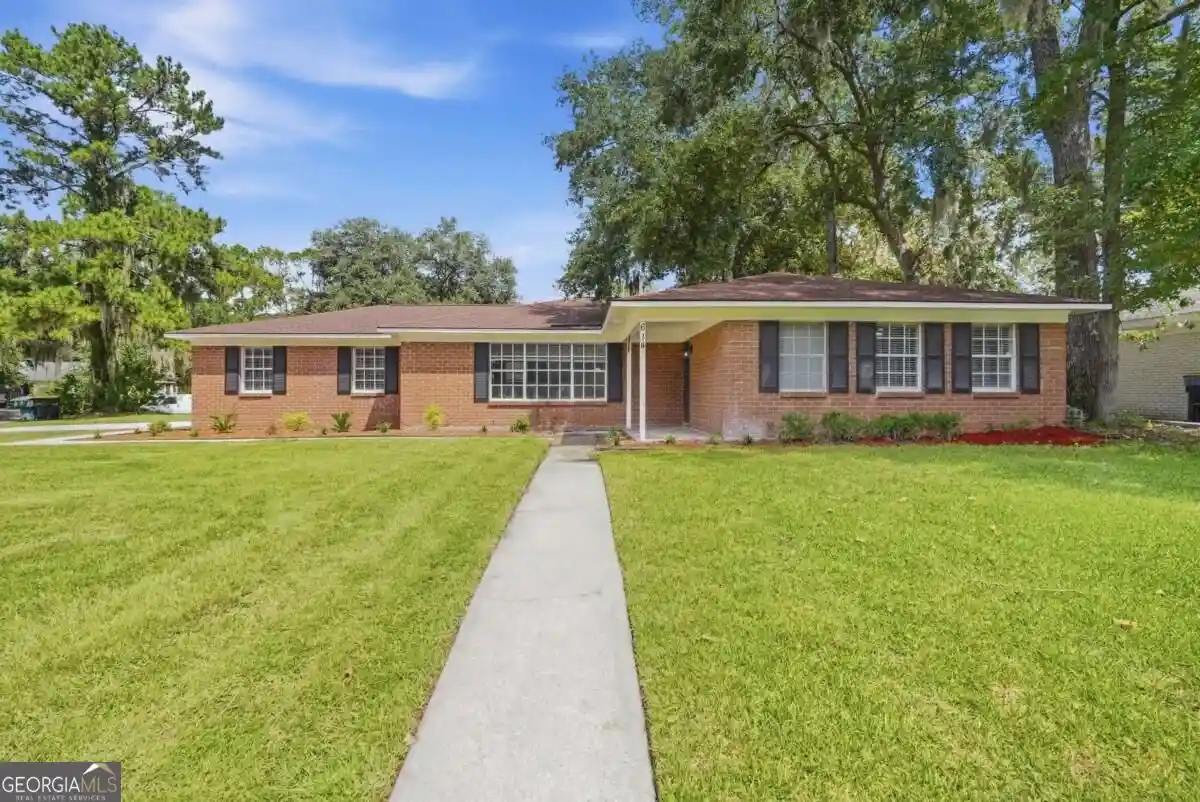 Photo 1 of Single family home for sale at 614 S Williamsburg, Savannah, GA 31419 | MLS# 10854959 | Listing updated on 2026-10-13