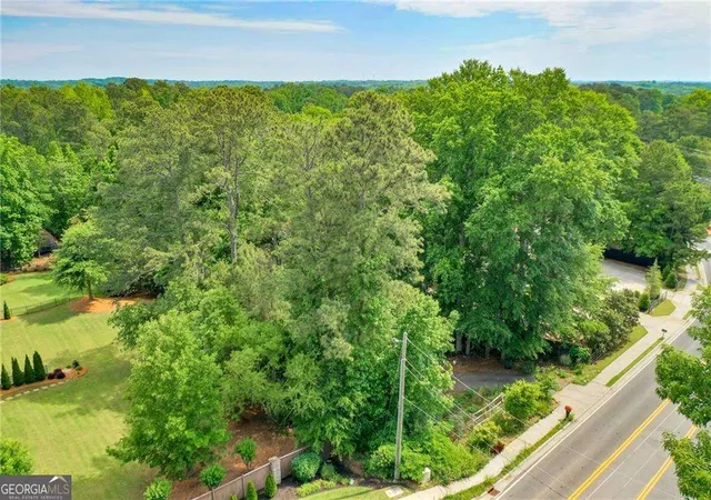 3rd image of 3127 Post Oak Tritt Rd, Marietta, GA 30062 | MLS# 10802820