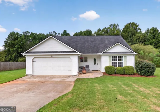 Photo 1 of Single family home for sale at 112 Governor Ln, Temple, GA 30179 | MLS# 10835756 | Listing updated on 2026-09-20