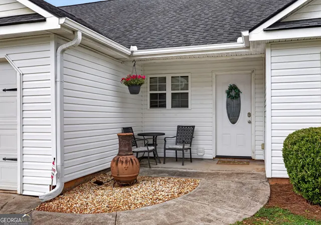 Photo 3 of Single family home for sale at 112 Governor Ln, Temple, GA 30179 | MLS# 10835756 | Listing updated on 2026-09-20
