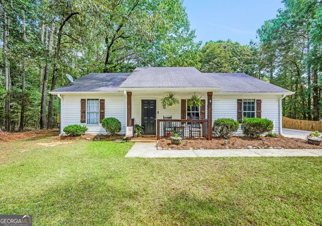 Photo 2 of Sale Pending at 108 Quail Trl, Jackson, GA 30233 | MLS# 10834416 | Listing updated on 2026-08-31