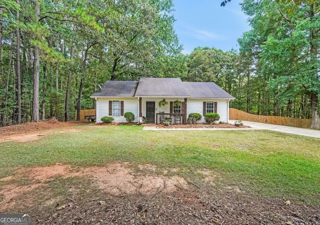 Photo 3 of Sale Pending at 108 Quail Trl, Jackson, GA 30233 | MLS# 10834416 | Listing updated on 2026-08-31