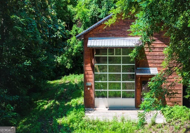 Photo 4 of Single family home for sale at 235 Rios Dr, Bryson City, NC 28713 | MLS# 10802483 | Listing updated on 2026-10-08