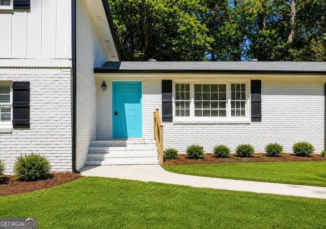 2nd image of 298 W Wind Dr Sw, Lilburn, GA 30047 | MLS# 10809503